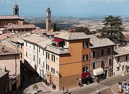 Il Barlanzone Affittacamere Montalcino Eksteriør bilde